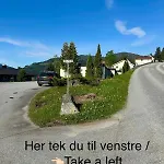 Fjordpust Og Fjellsteg -