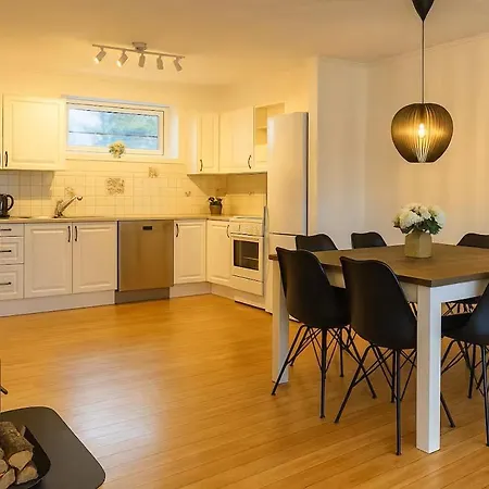 Fjordpust Og Fjellsteg - Apartment *