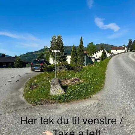 Fjordpust Og Fjellsteg -