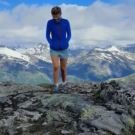 Fjordpust Og Fjellsteg - Daire