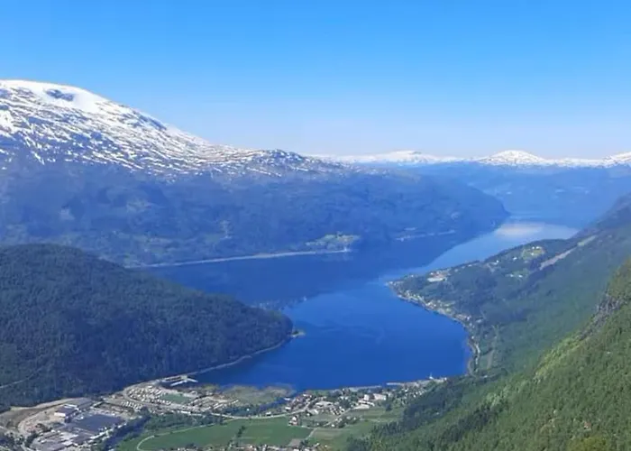 Apartament Fjordpust Og Fjellsteg -