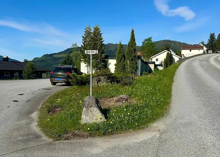 Fjordpust Og Fjellsteg -