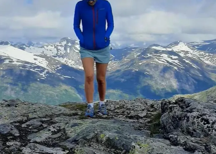 Fjordpust Og Fjellsteg - Apartament