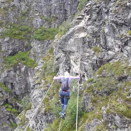 Appartamento Fjordpust Og Fjellsteg - Stryn
